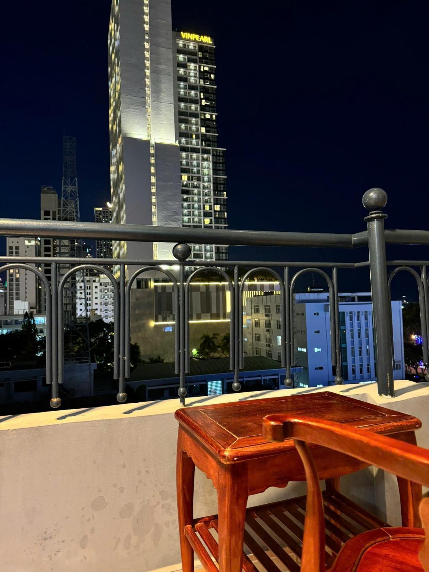 Tue Tinh Hotell Nha Trang Eksteriør bilde