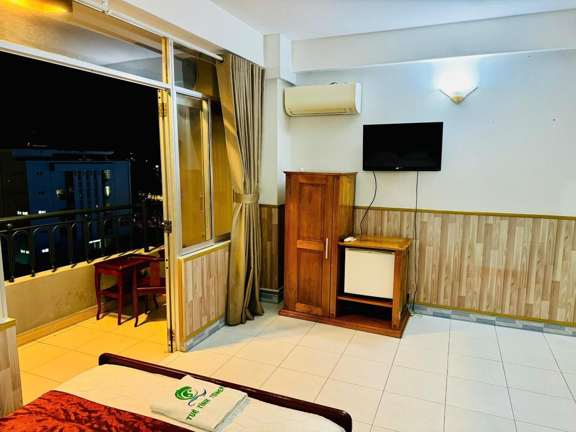 Tue Tinh Hotell Nha Trang Eksteriør bilde